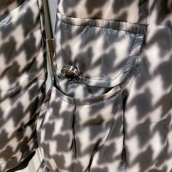 Clelia Italy Snow Jacket - Picture 6 of 9